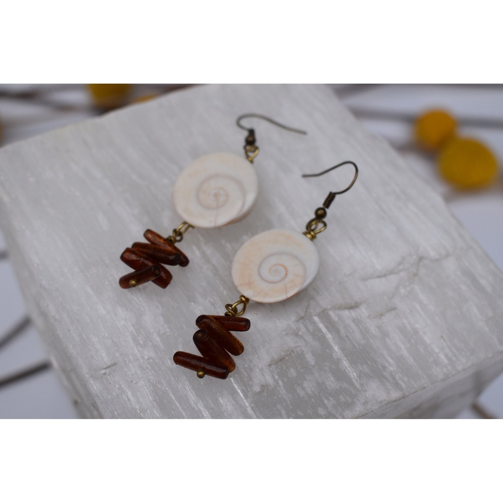 Natural Shell and Coral Dangle Statement Hippie Boho Earrings White Brown